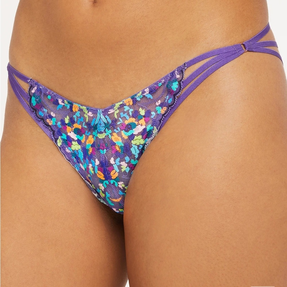 Savage X Fenty Steamy Floral Purple Royale Romance in Bloom Unlined Lace Bra Set - Picture 5 of 15